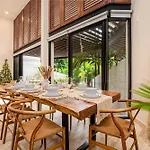 Chic Resort-Style Condo In Playa Del Carmen